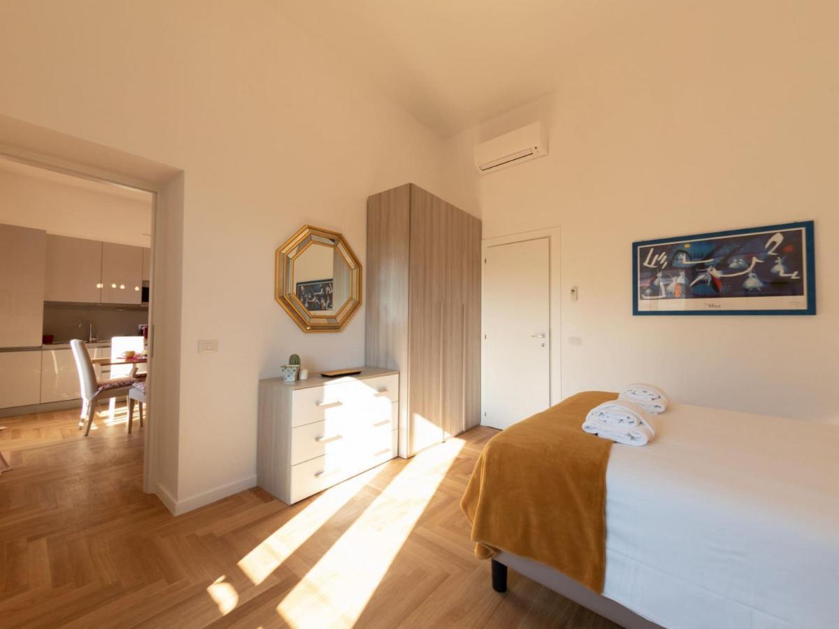 The Rent - Bright Near Isola Tiberina Apartamento