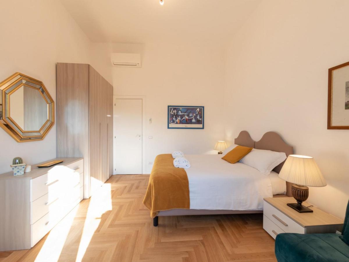The Rent - Bright Near Isola Tiberina Apartamento *